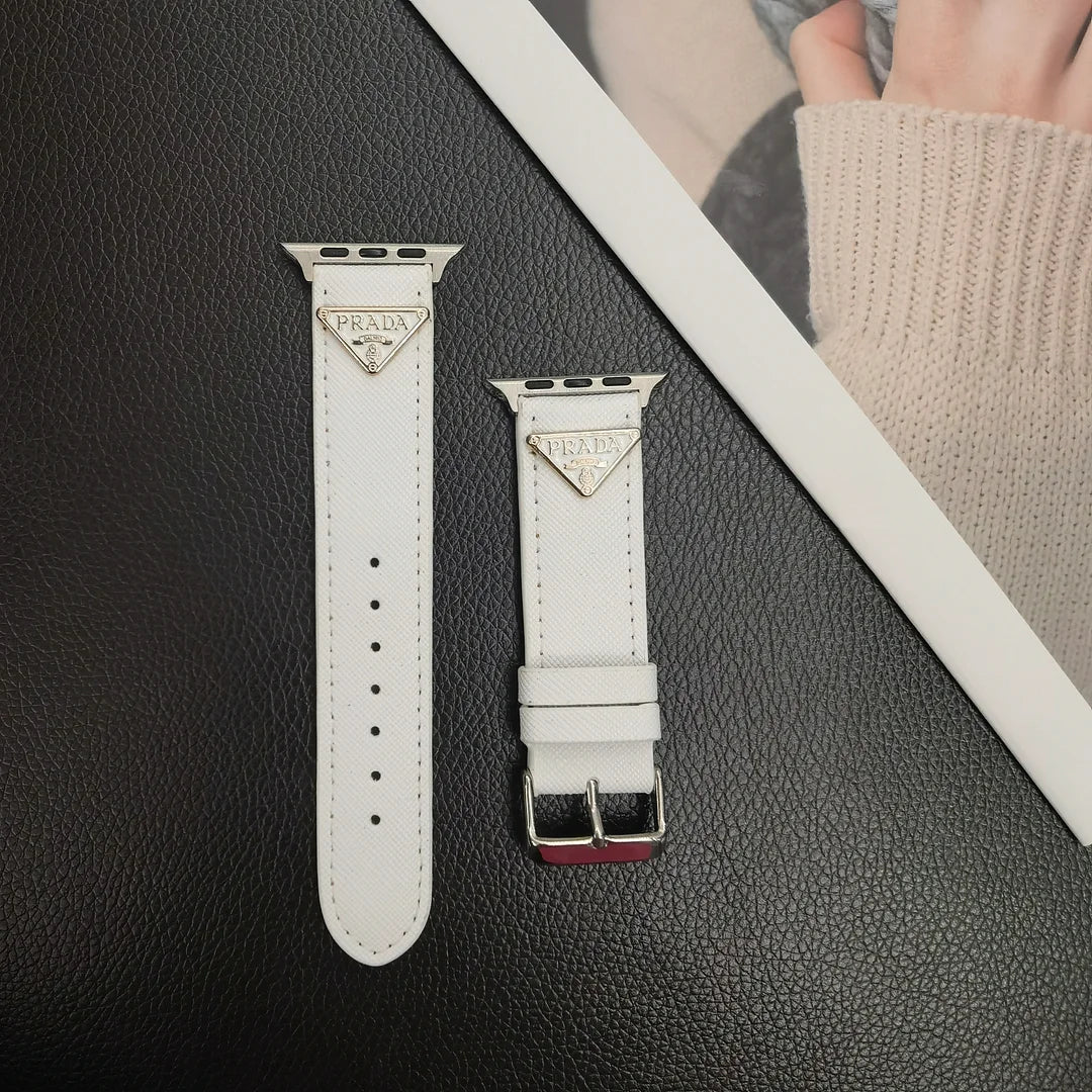 Double Triangle Monogram Label Ġilda Apple Watch Band