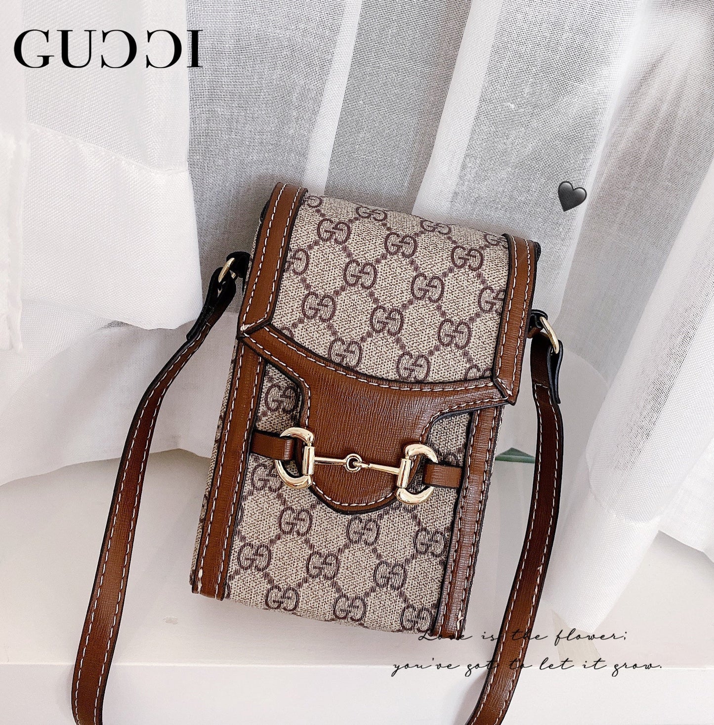 Borża tal-ġilda crossbody
