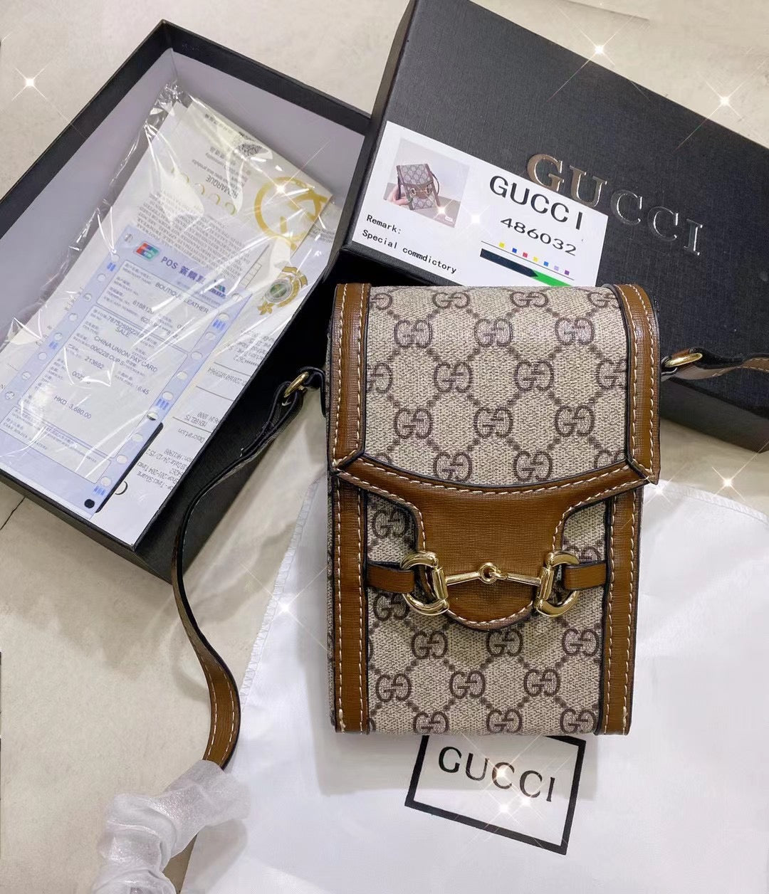 Borża tal-ġilda crossbody