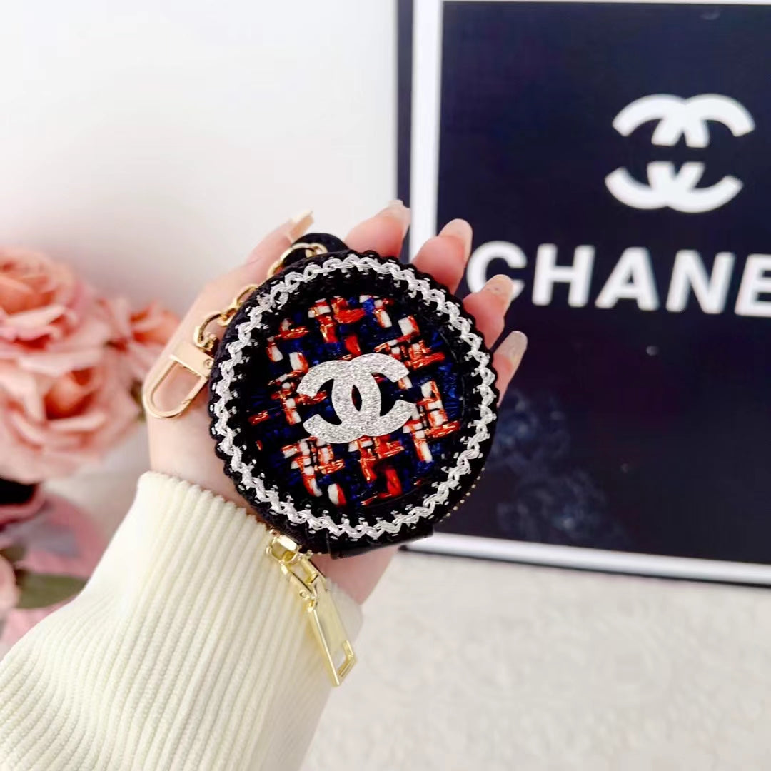 Caixa de Airpods Chanel de luxo com espelho