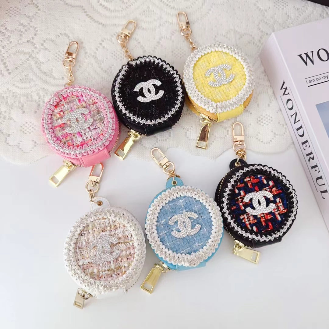 Caixa de Airpods Chanel de luxo com espelho