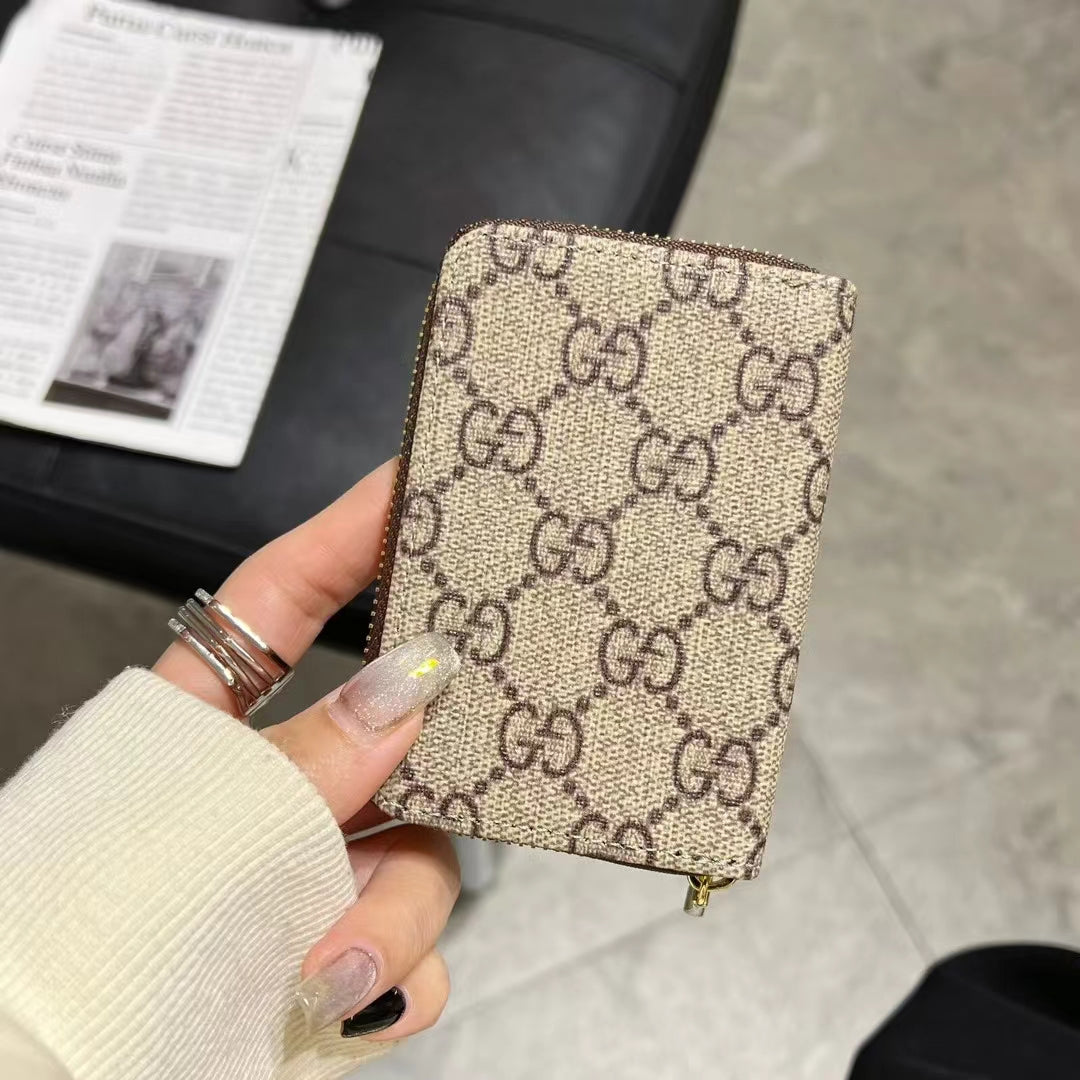 Collezione del portafoglio con cerniera monogramma di lusso - LV, GG e BBR