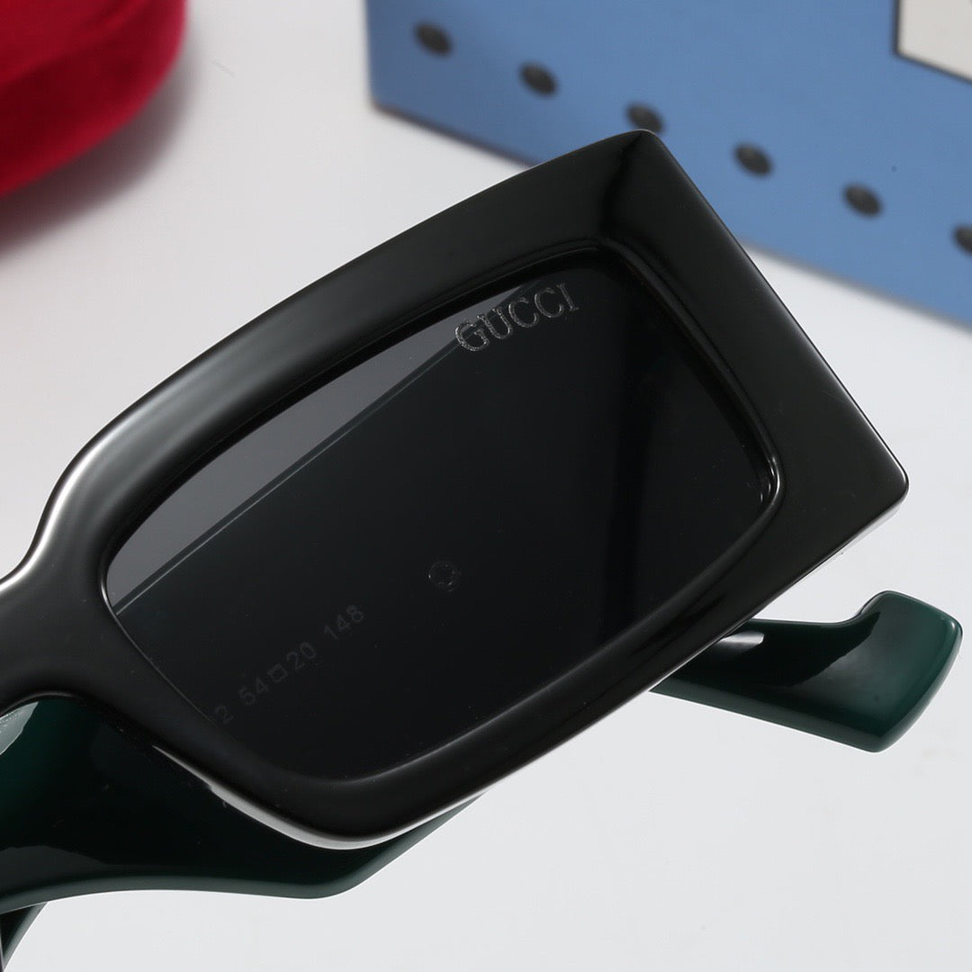 New Cat-Eye Square Frame Sunglasses 3834