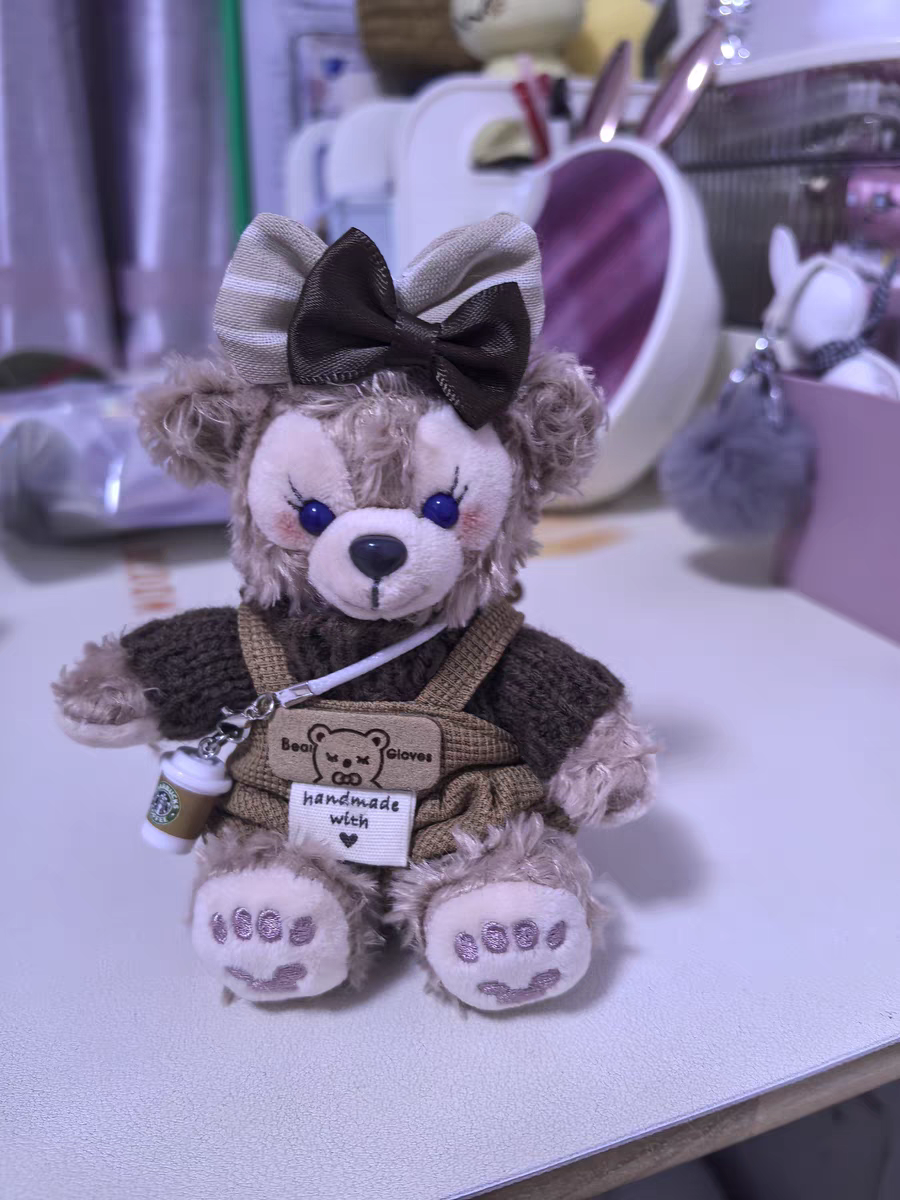 Edizzjoni Limitata Sherry May Plush Keychain - Luxe Teddy Bear Bag Charm għal Handbags Disinjatur