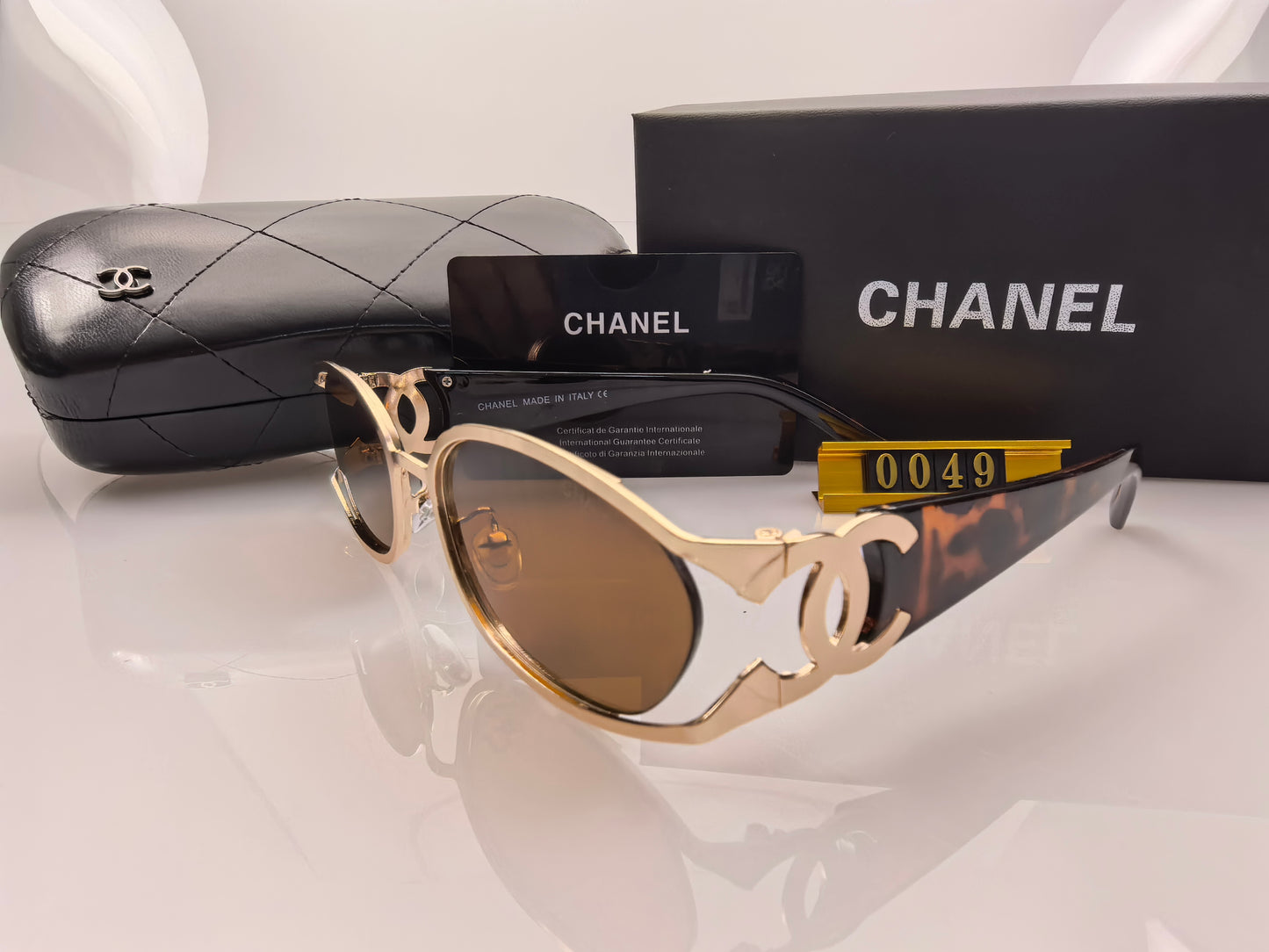 Luxe grote frame zonnebril M-8888788