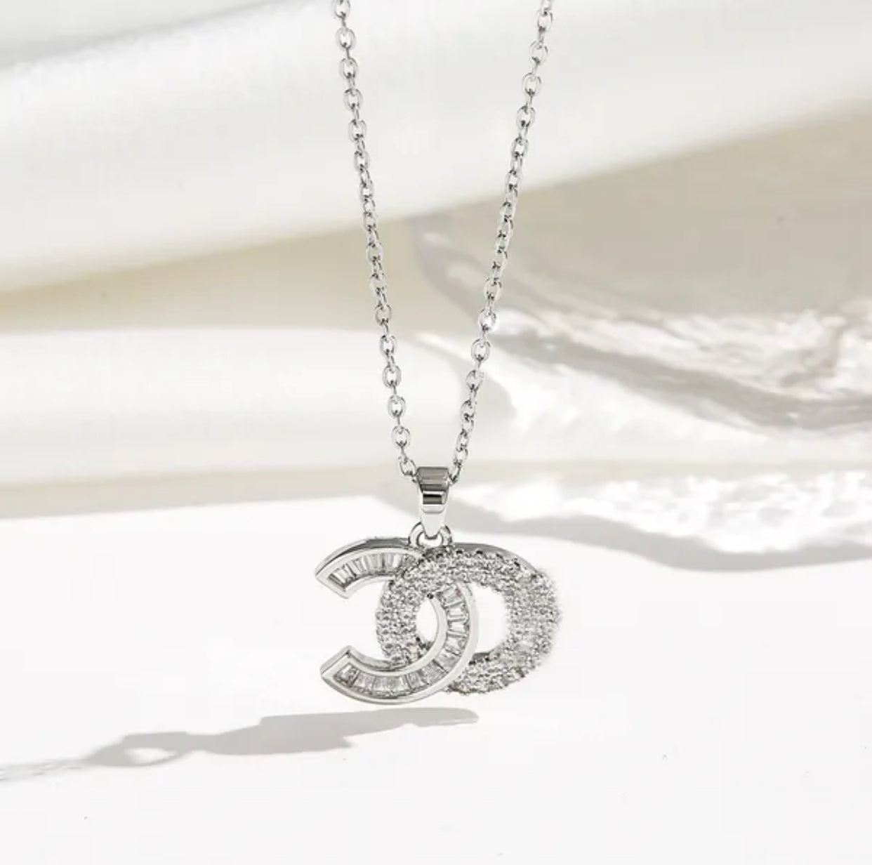 Collar de moda