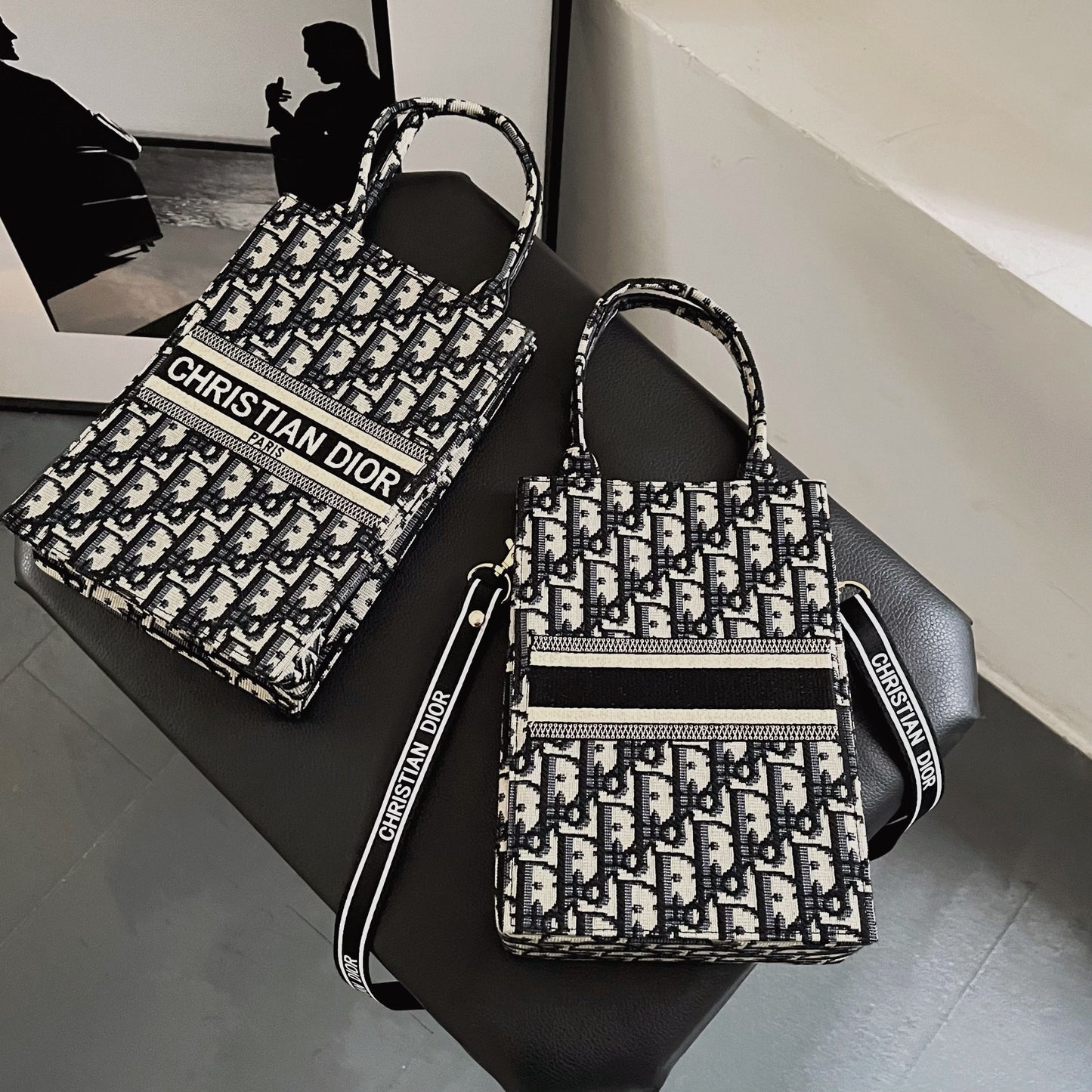 Luxe Texture Leather Handbag 004
