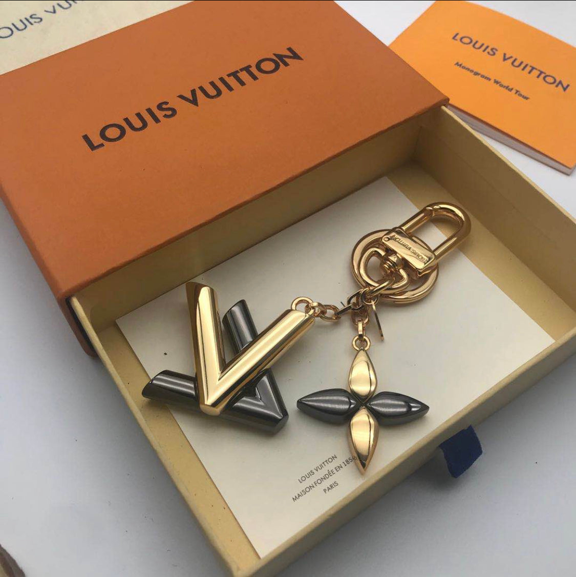 Keychain lussuż