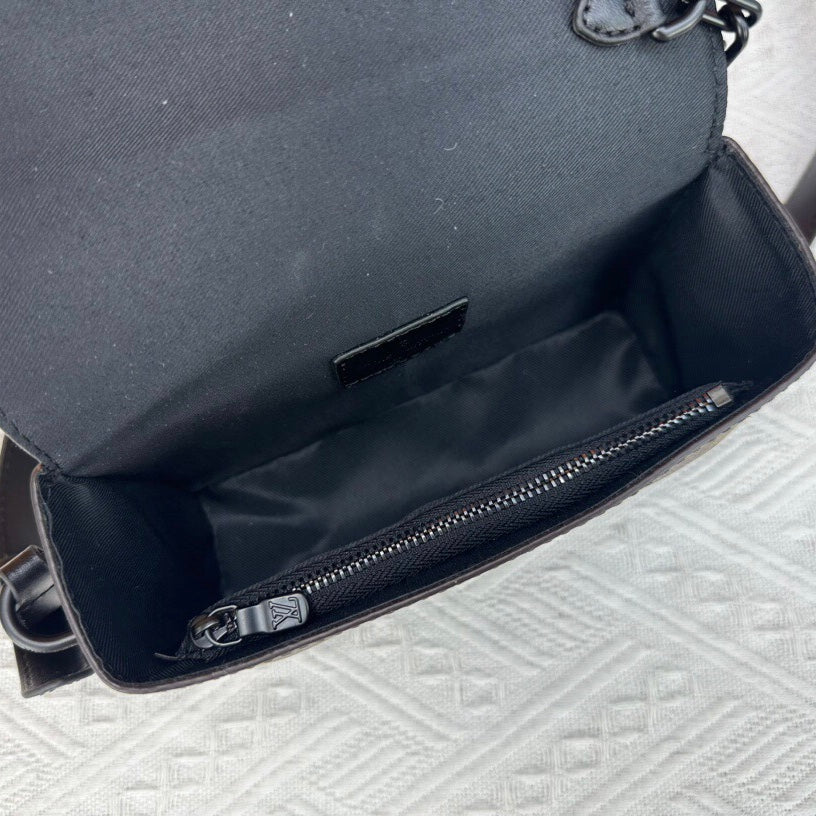 Modeknopf quadratische Handtaschen