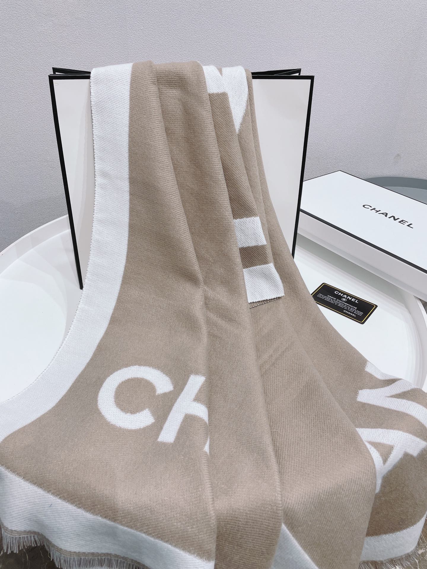 Classic Big Logo Scarf Shawl mysite