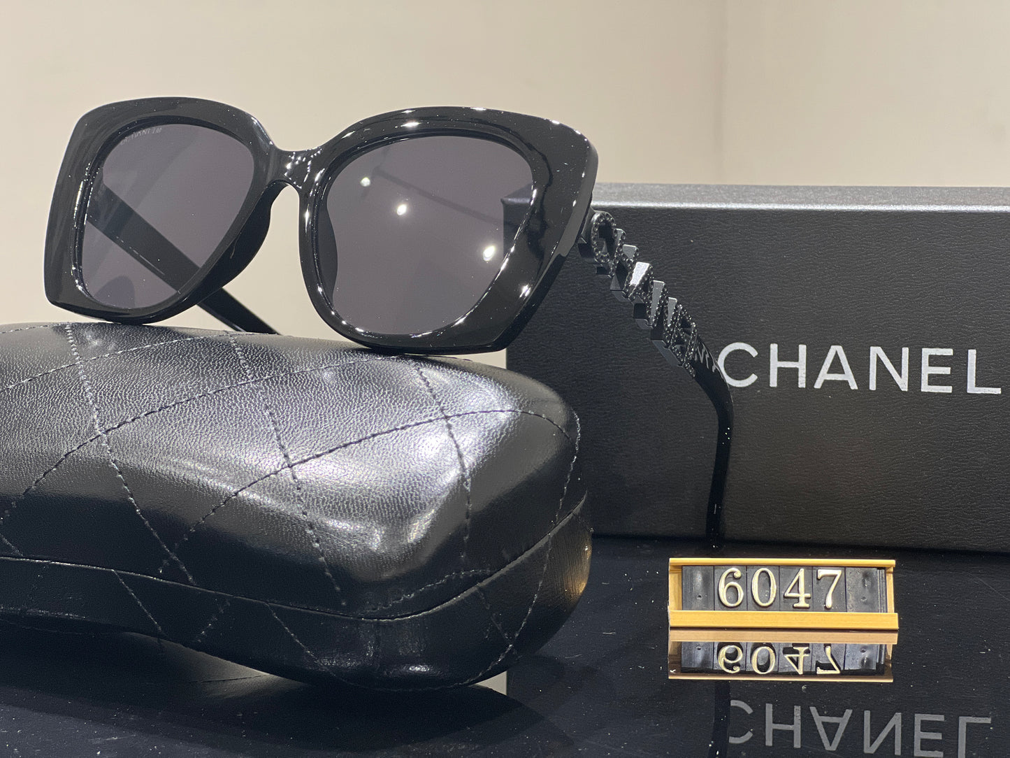 Fashion hot 6 color sunglasses 6047
