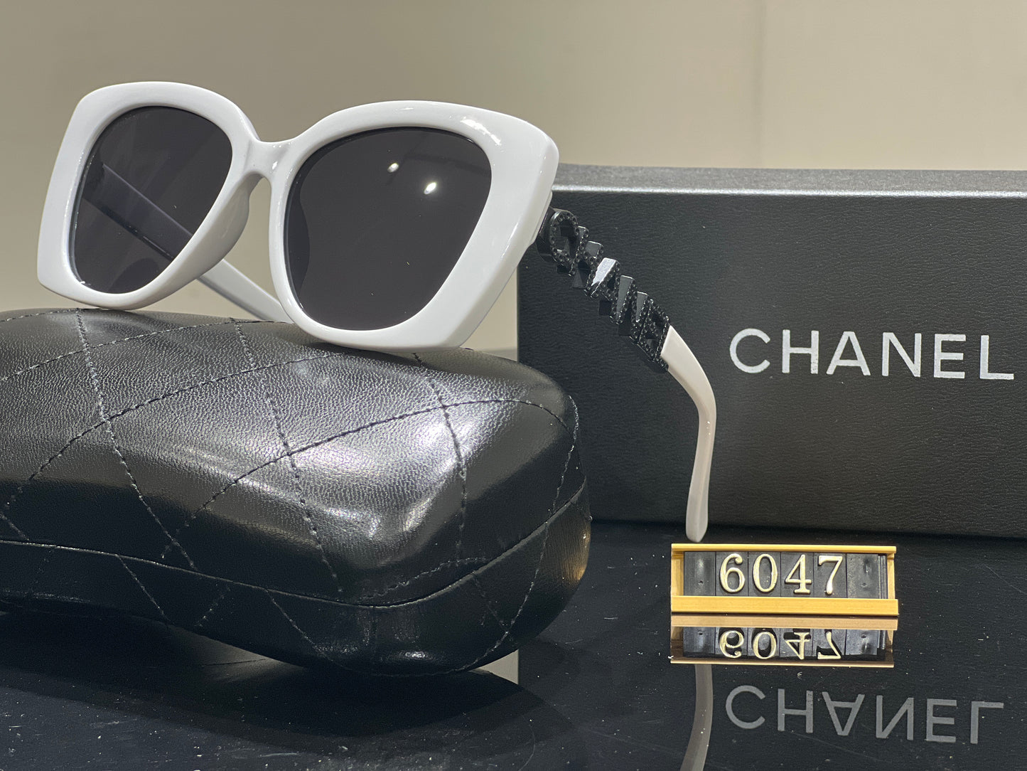 Fashion hot 6 color sunglasses 6047