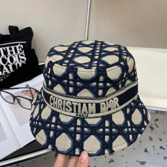Classic luxury hat 09 mysite