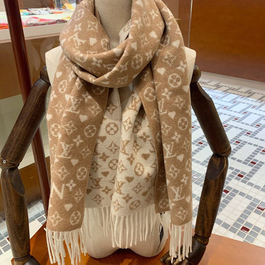 Love Monogram Element Fringed Scarf mysite