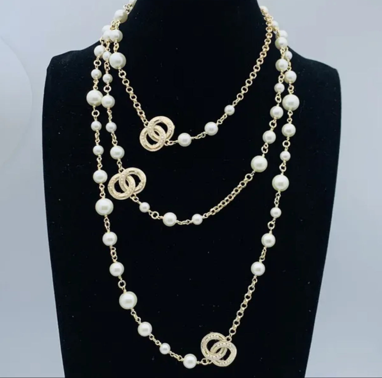 Collana perle di lussuosa cragiche classiche vintage