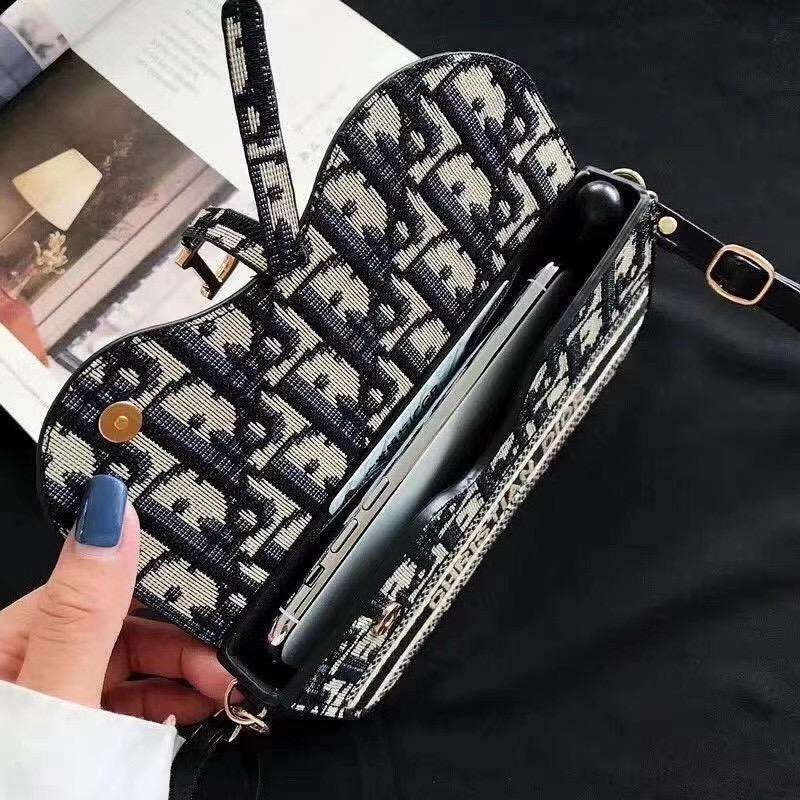 Schwarze Blumen -Telefontasche