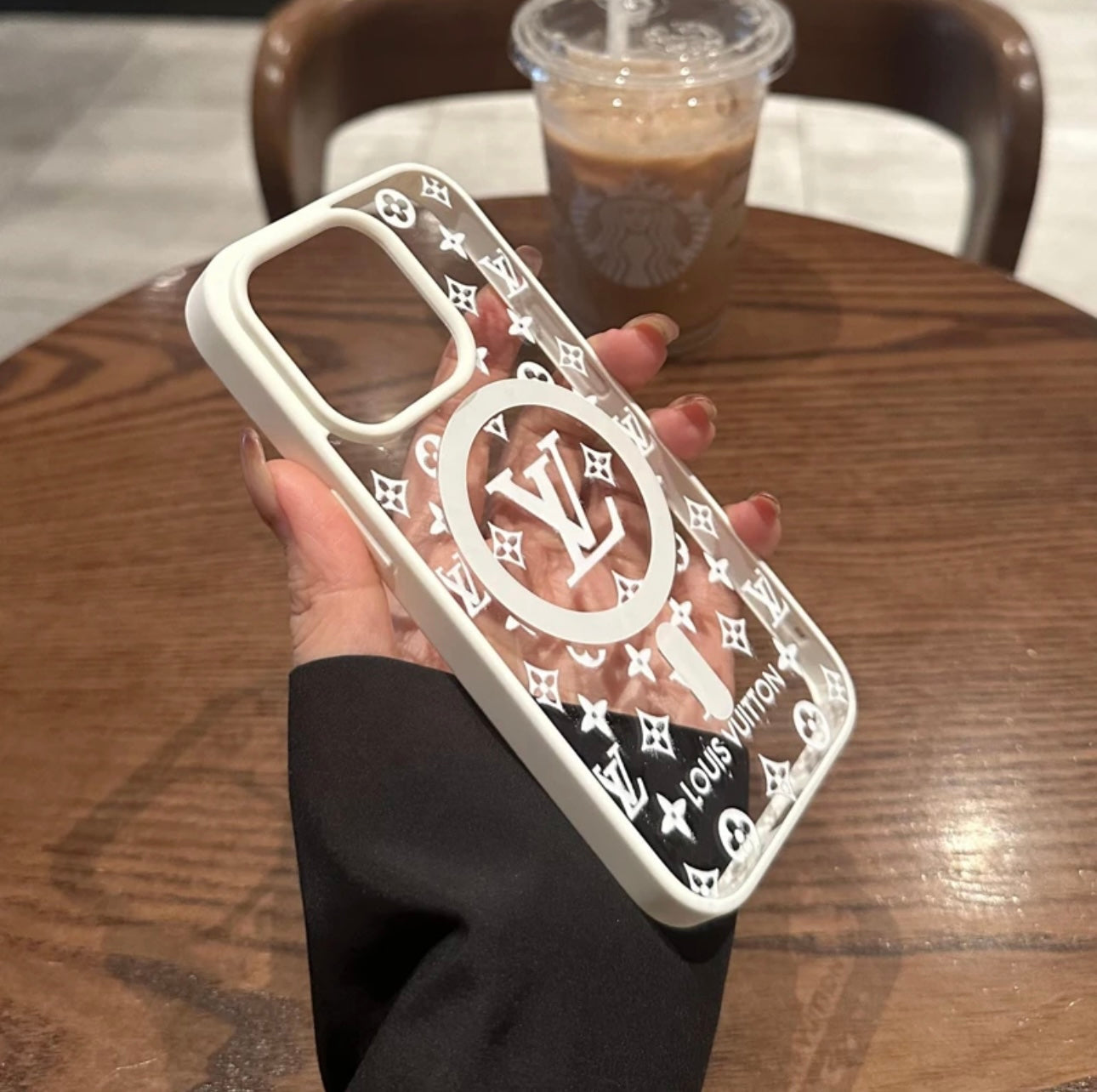 NEW 1V  Shine x Mono iPhone Case (MagSafe)