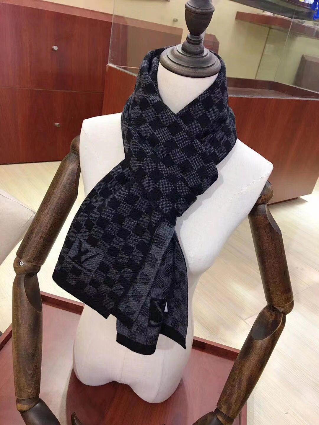 Classic Checkerboard Wool Warm Scarf mysite