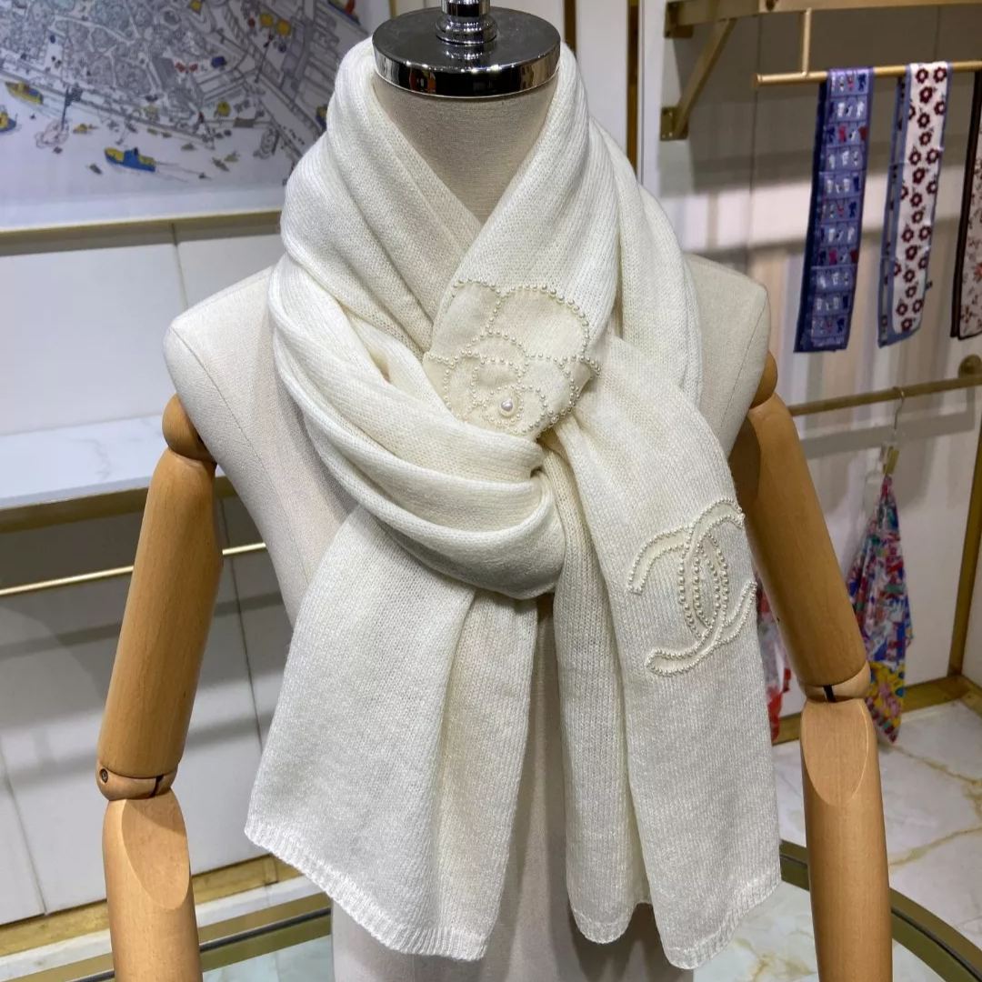 Elegant Camellia Pearl Cashmere Scarf mysite