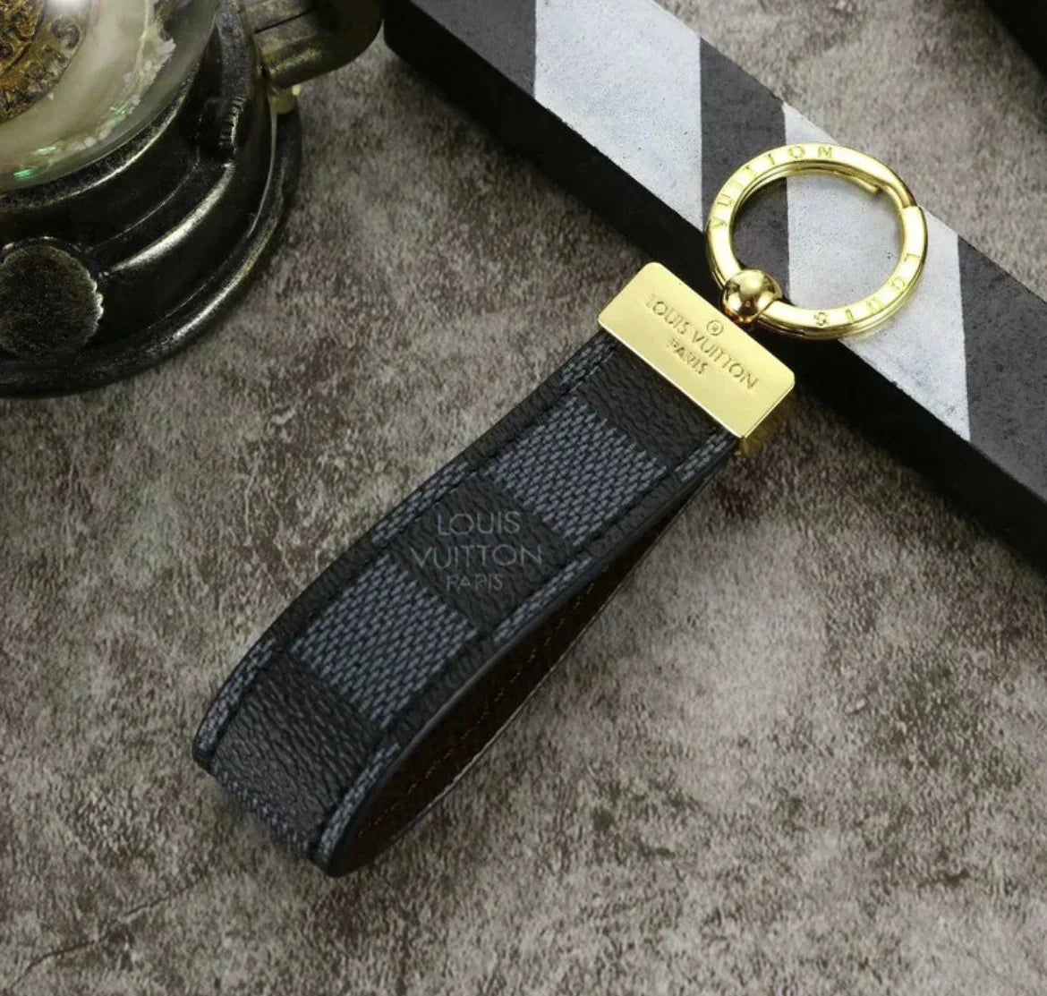 Keychain klassiku lussuż