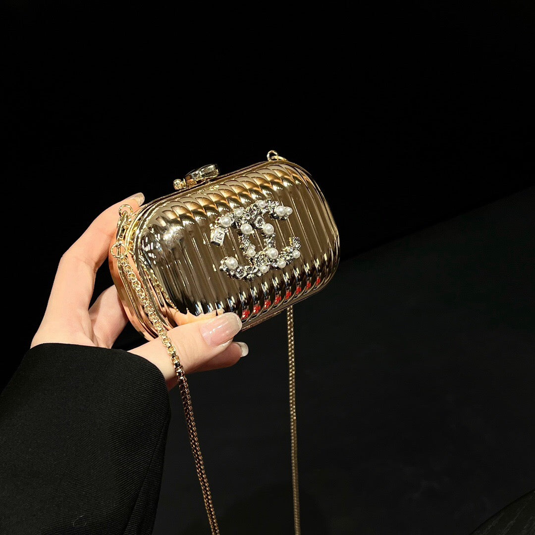 BLING NEW COIN WALLET PHONECE