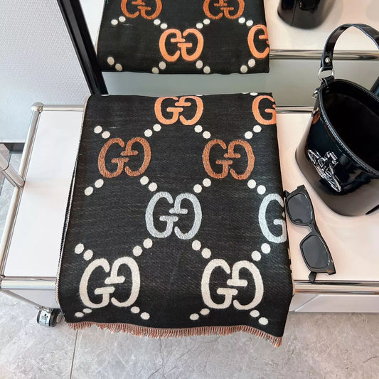 Versatile Monogram Jacquard Letter Scarf Shawl mysite