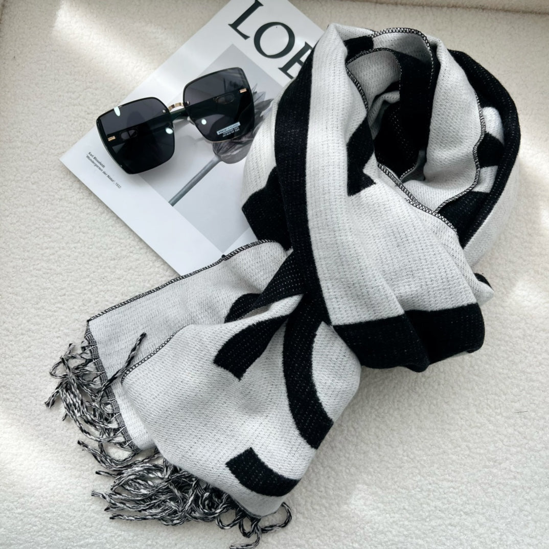 Colorblock Large Logo Cashmere Scarf Shawl mysite