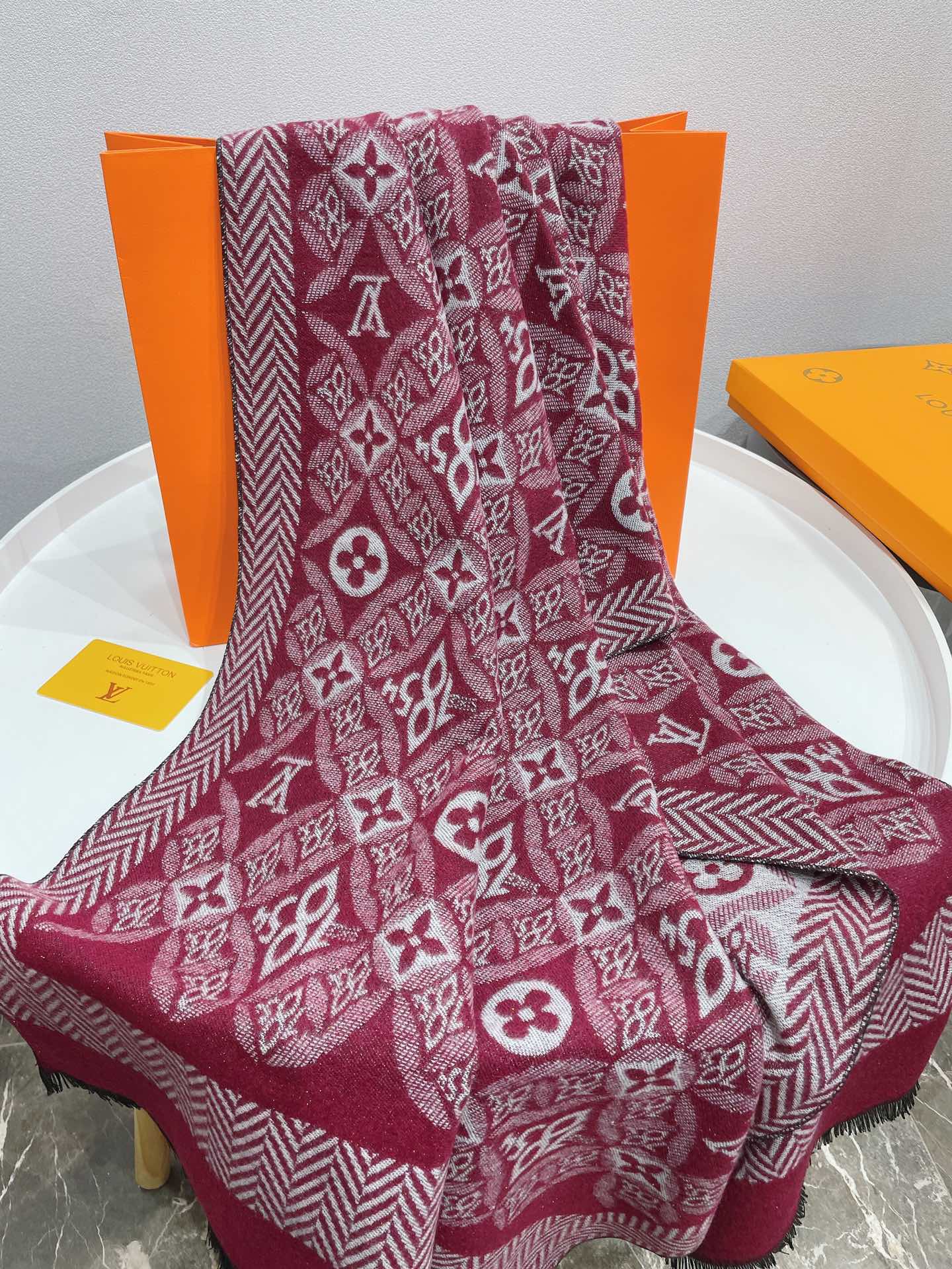 Jacquard Warm Scarf Shawl mysite