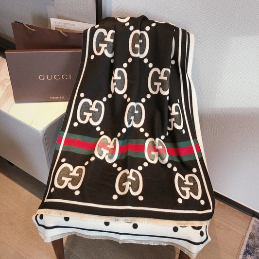 Classic Letter Jacquard Scarf mysite