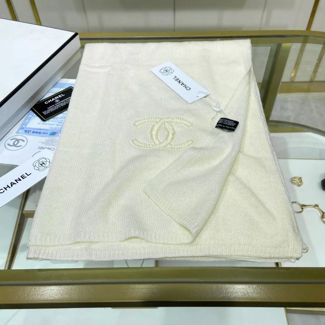 Elegant Camellia Pearl Cashmere Scarf mysite