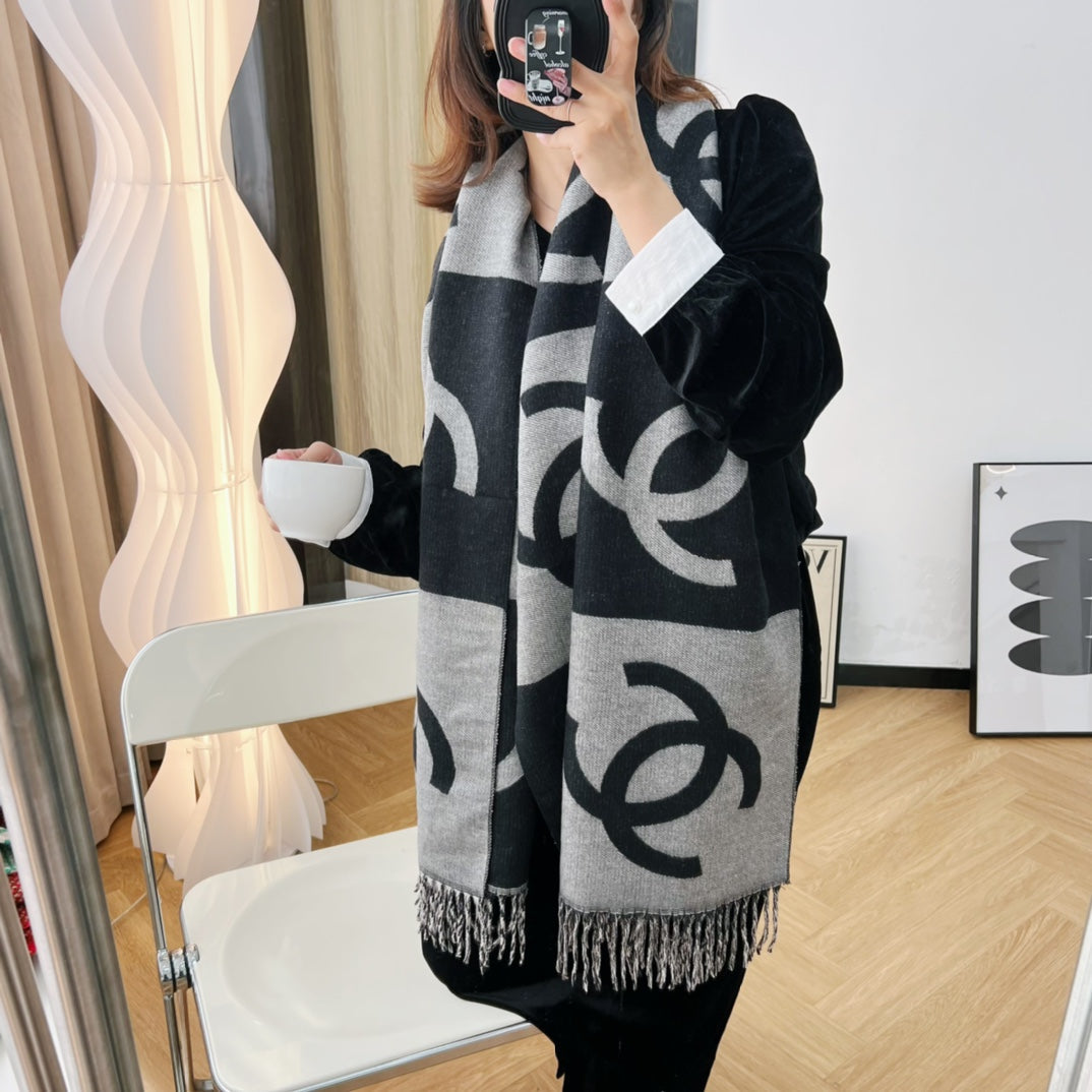 Colorblock Large Logo Cashmere Scarf Shawl mysite